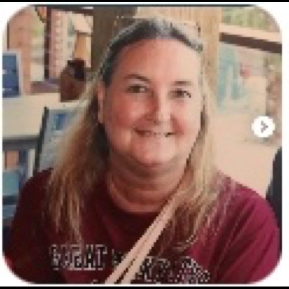 Meet your Posher, Bonnie - Picture 2 of 2